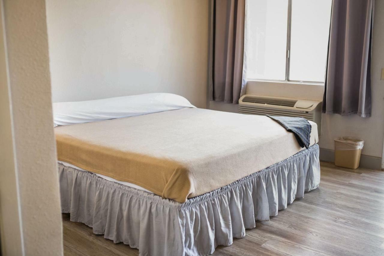 Merit Inn And Suites 보몬트 외부 사진
