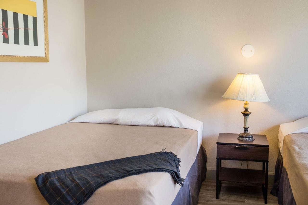 Merit Inn And Suites 보몬트 외부 사진
